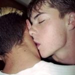 COMPAÑERO DE SEXTO AÑO - relatos gay